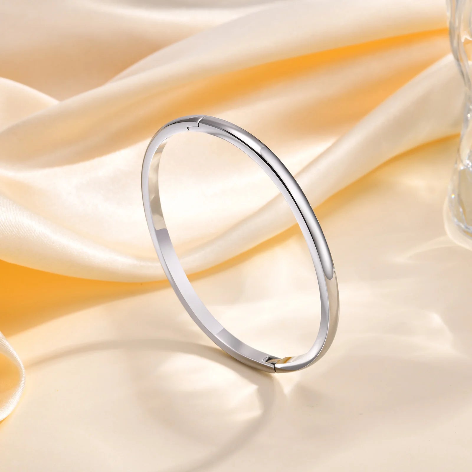 18K Gold Plated Stainless Steel Openable Bracelets