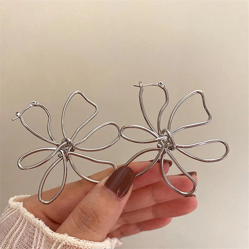 Metal Flower European-American Style Earrings
