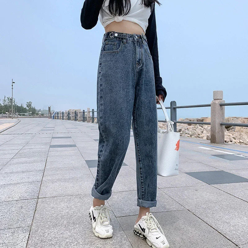 Adjustable High-Waisted Vintage Straight-Leg Jeans