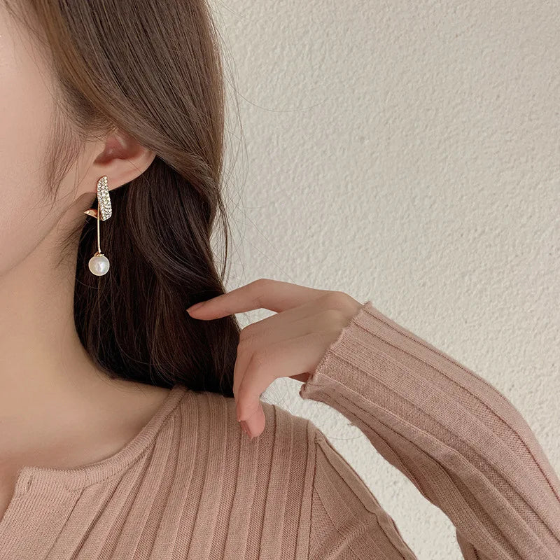 Classic Imitation Pearl Dangle Earrings
