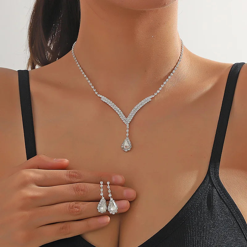 Water Drop Rhinestone Necklace & Earrings Set