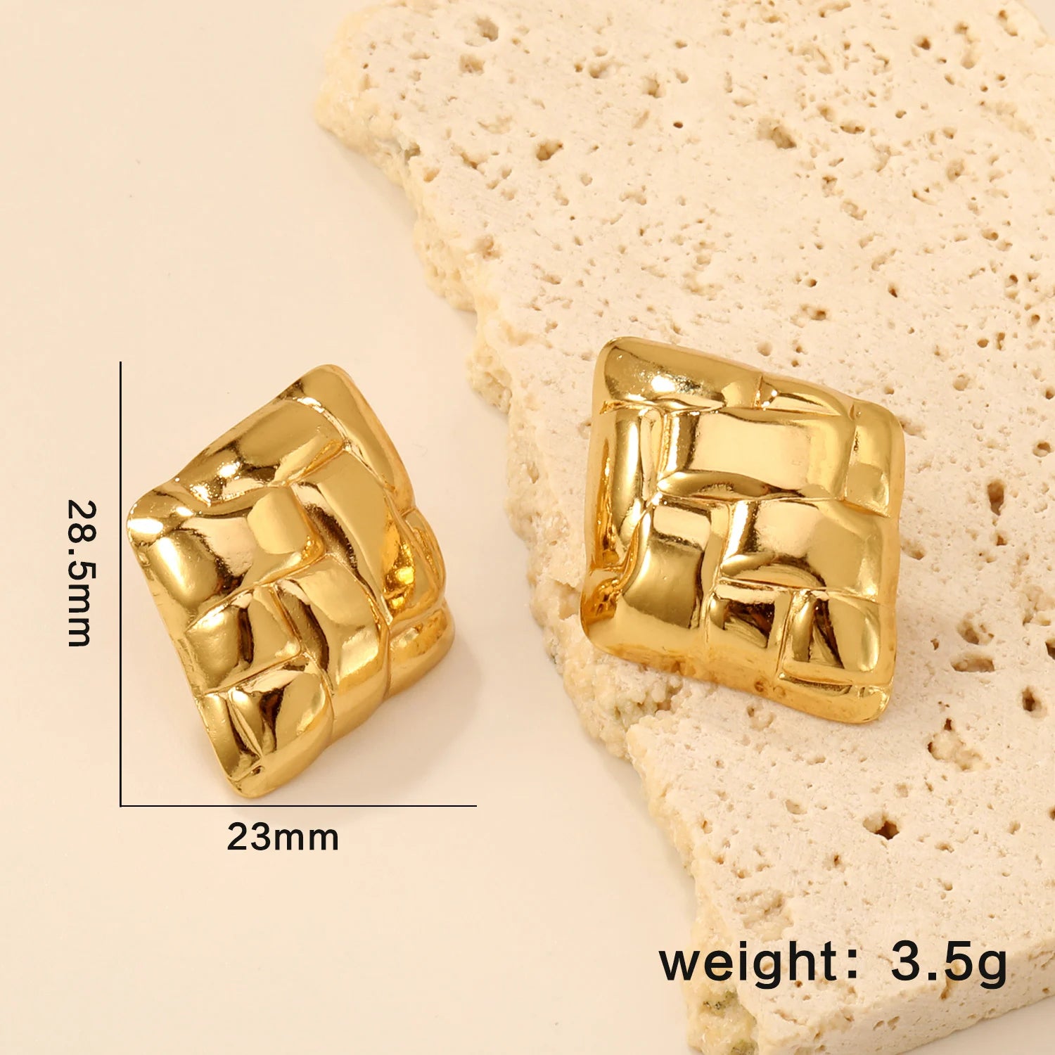 LUXUSTEEL Shell Water Drop Pearl Stud Earrings