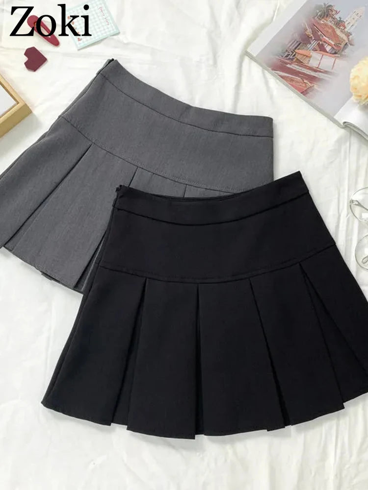 ZOKI Vintage Gray Pleated Mini Skirt