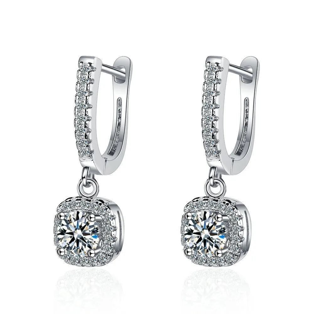 2CT Moissanite Huggie Hoop Earrings