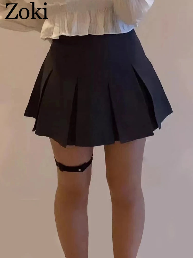ZOKI Vintage Gray Pleated Mini Skirt