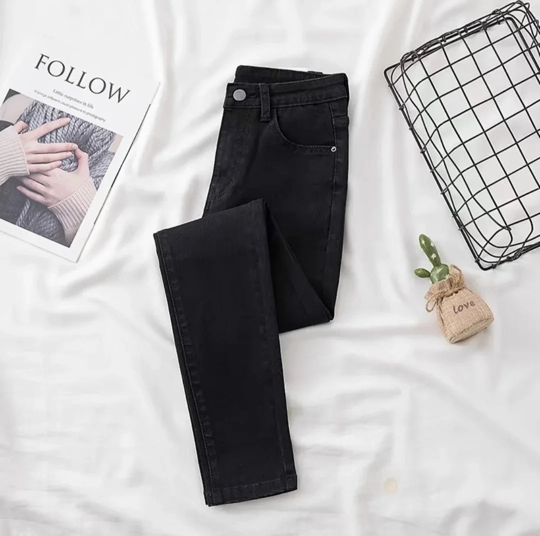 High-Waisted Black Slimming Pencil Jeans