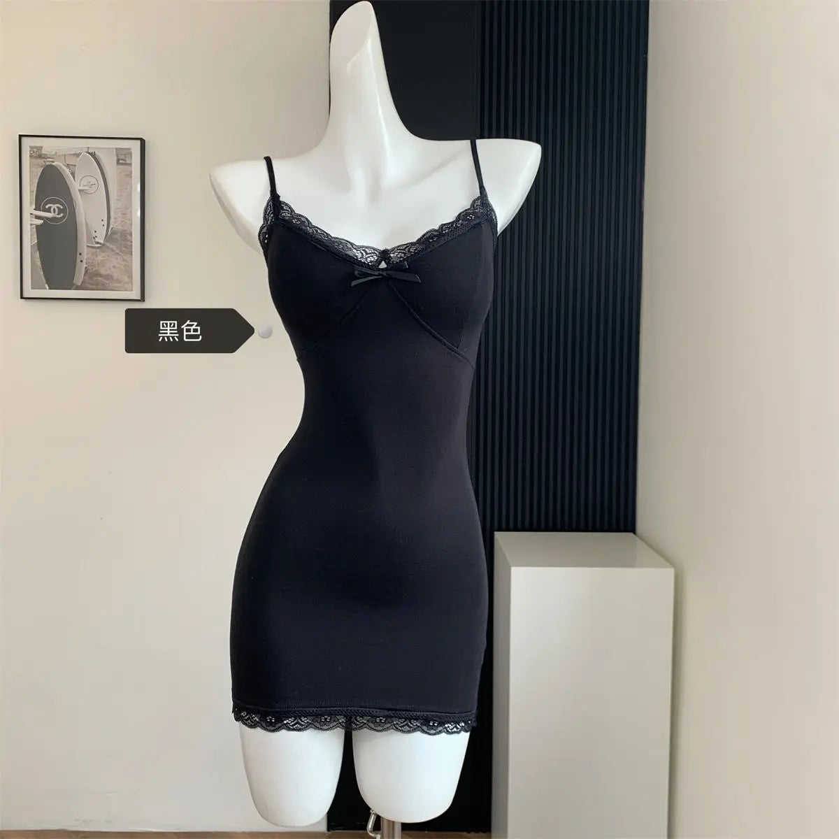 Sleeveless Dresses for Women Sexy Lace Hot Female Bodycon Dress Korean Fashion Mini Vestidos with Chest Pad Inner Wear Clubwear