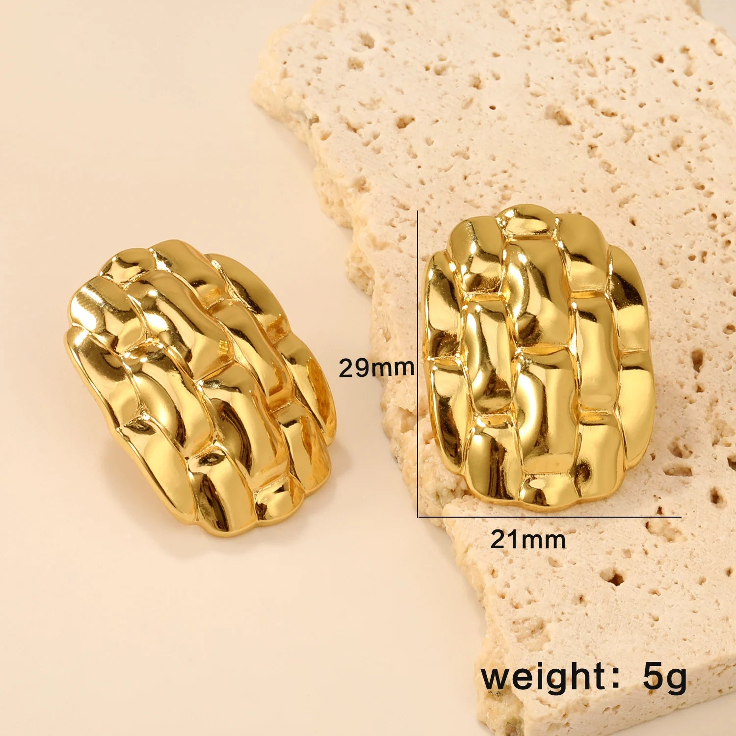 LUXUSTEEL Shell Water Drop Pearl Stud Earrings