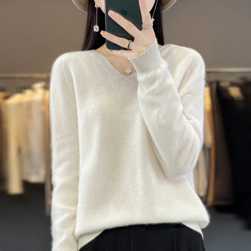 100% Merino Wool V-Neck Hoodie for Women