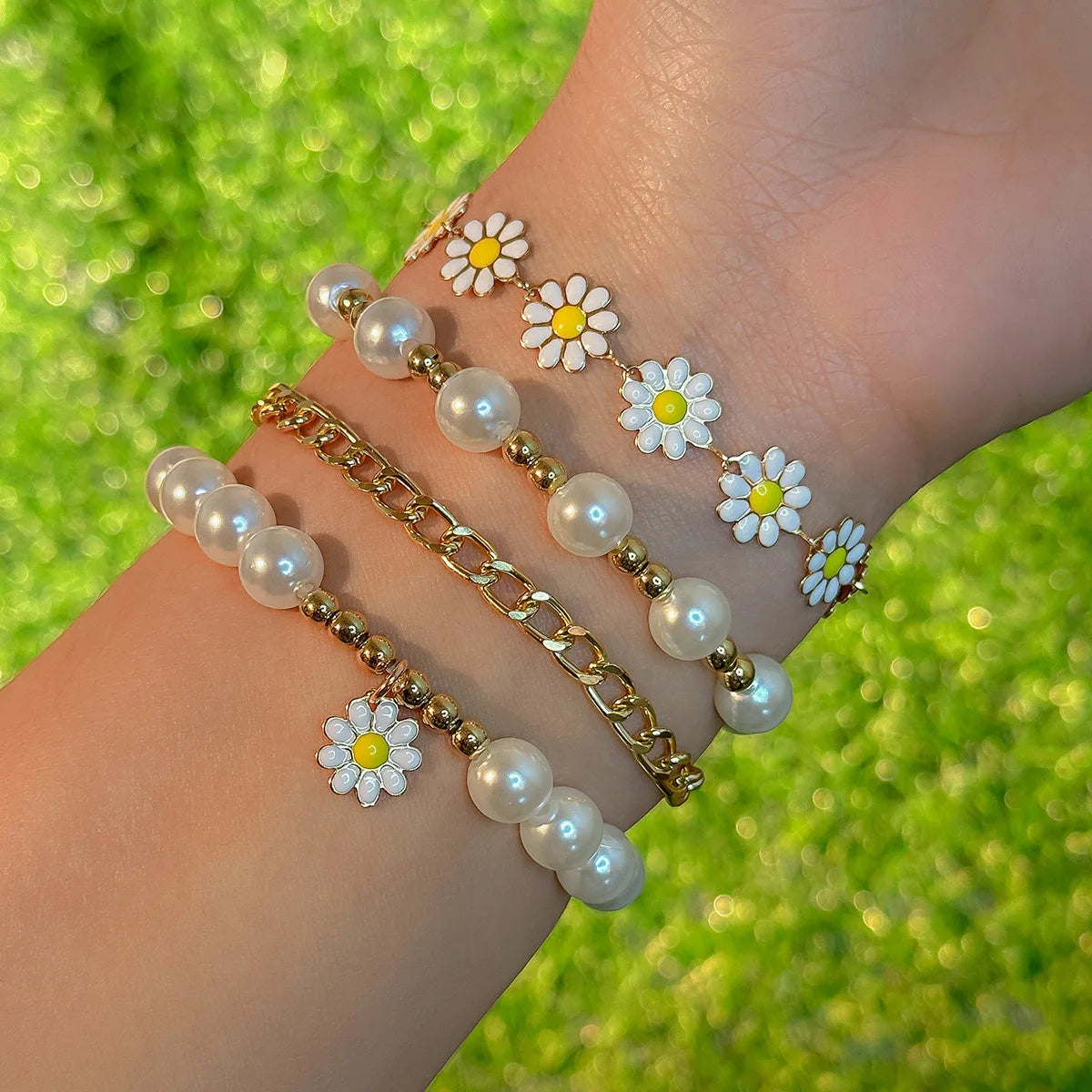 4pcs Vintage Daisy Flower & Pearl Bracelet Set