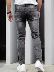 Men’s Slim-Fit Snowflake Washed Jeans