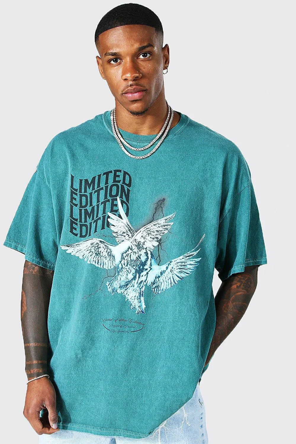 Oversized Washed Dove Graphic T-Shirt