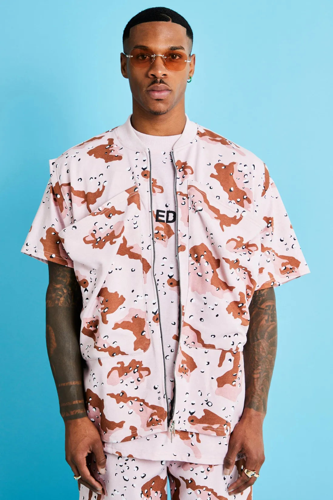 Oversized Sleeveless Camouflage Bomber Jacket
