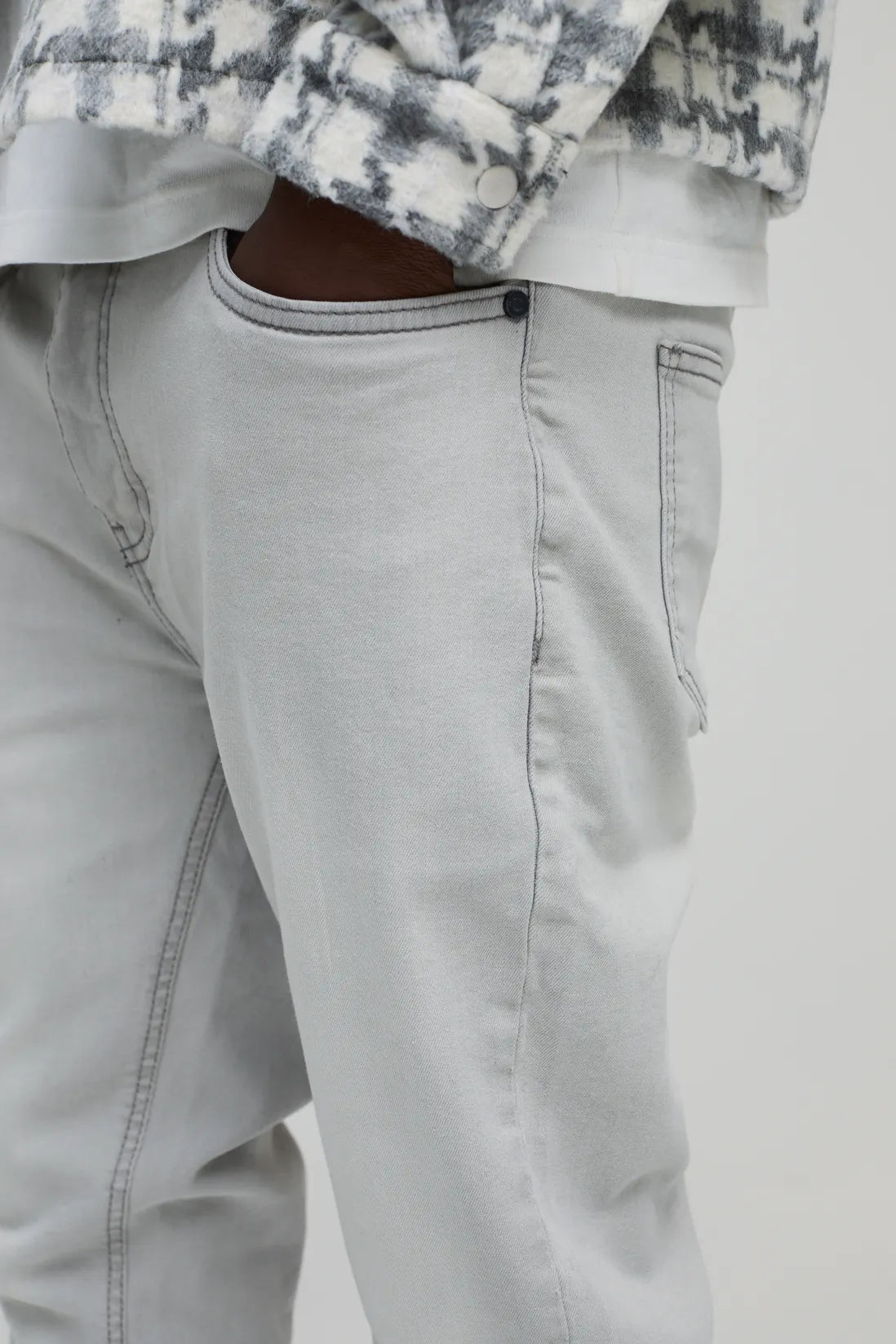 Skinny Stretch Jean In Ice Grey