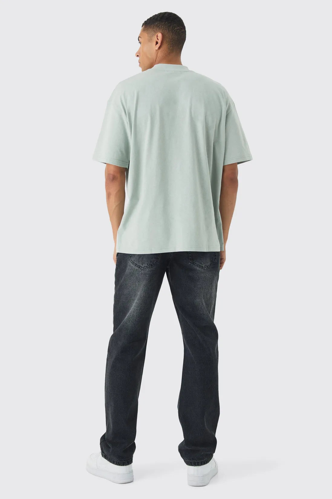 Relaxed Rigid Jean In Washed Black