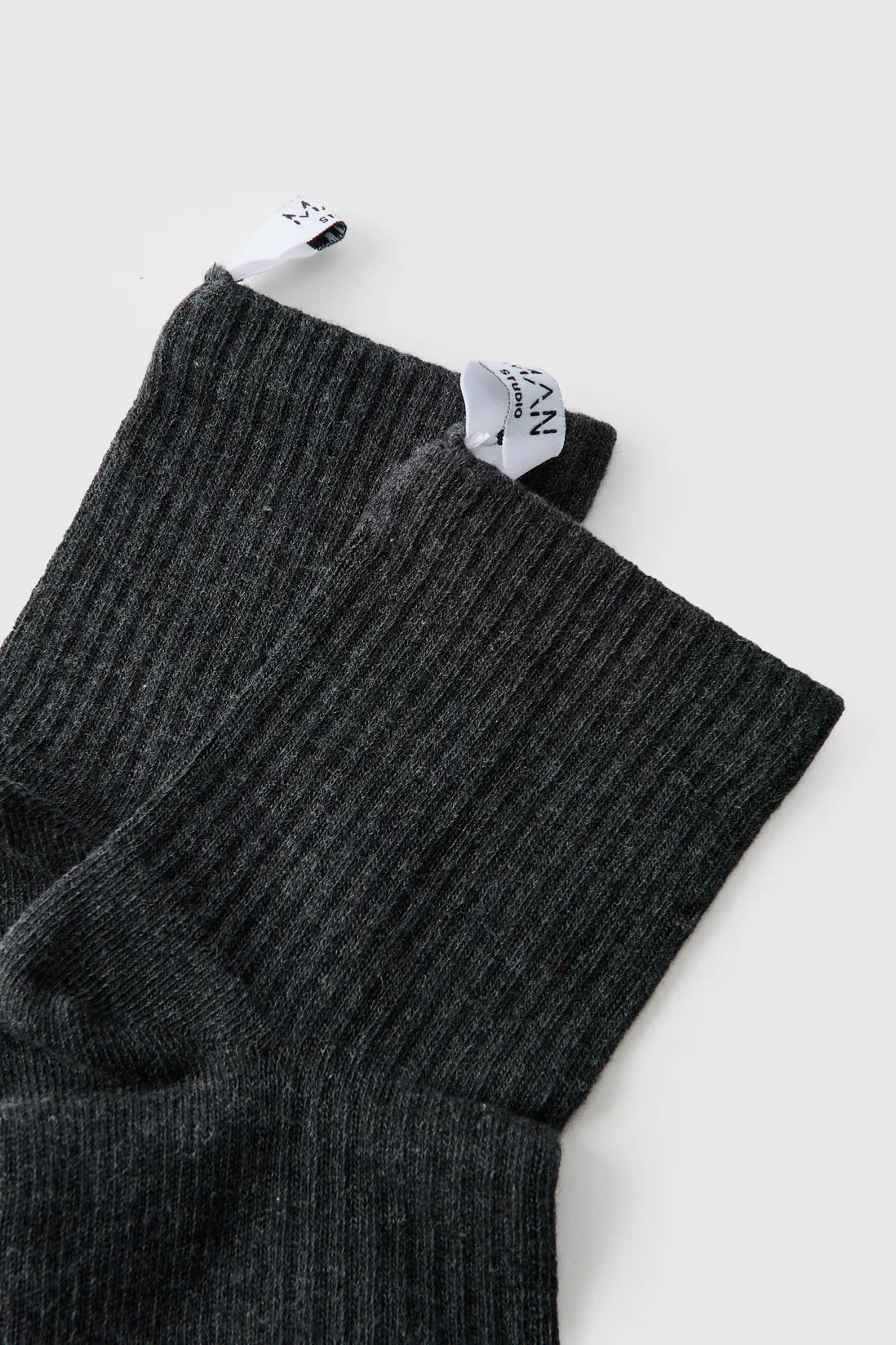 Man Woven Tab Socks