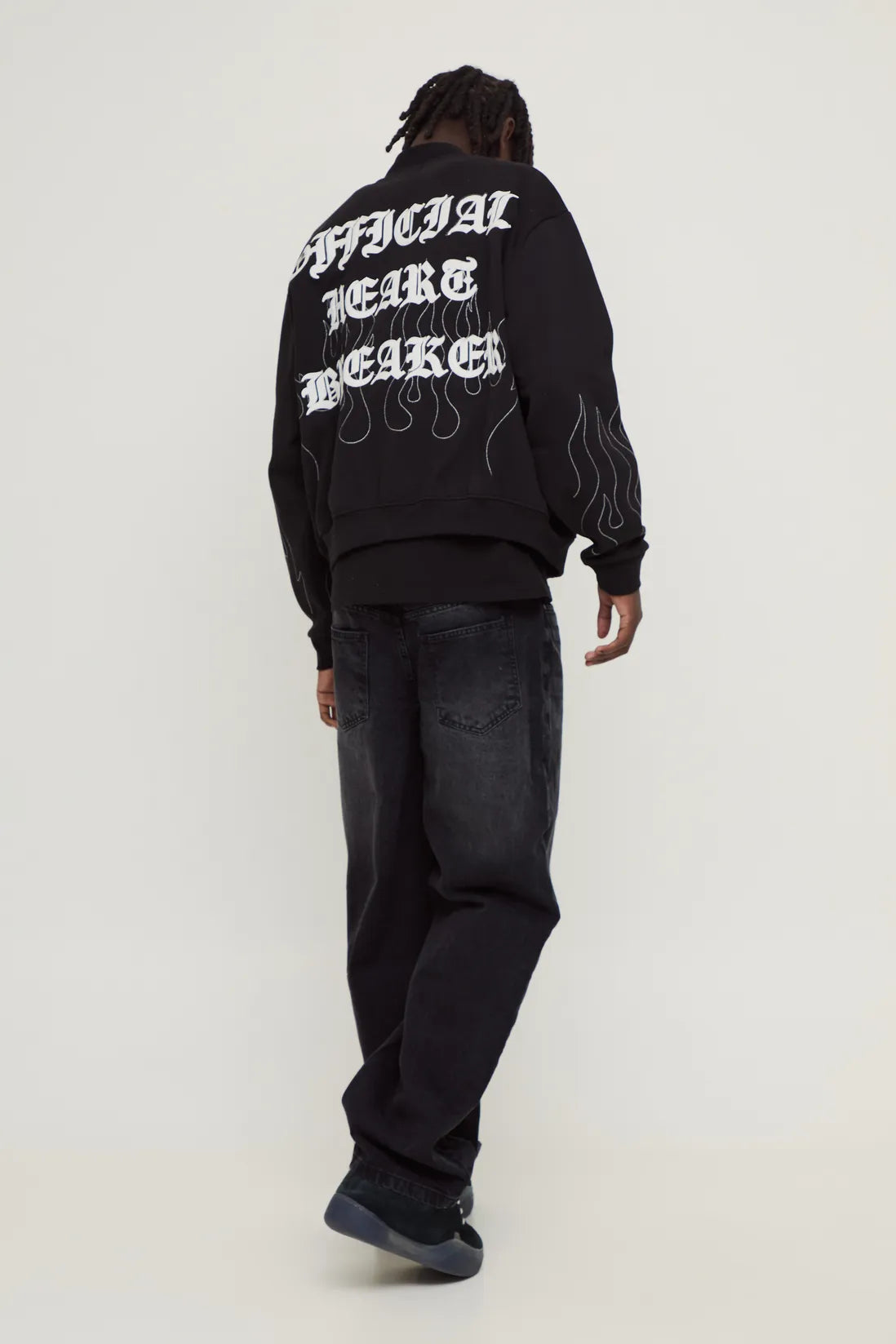 Relaxed Rigid Jean In Washed Black