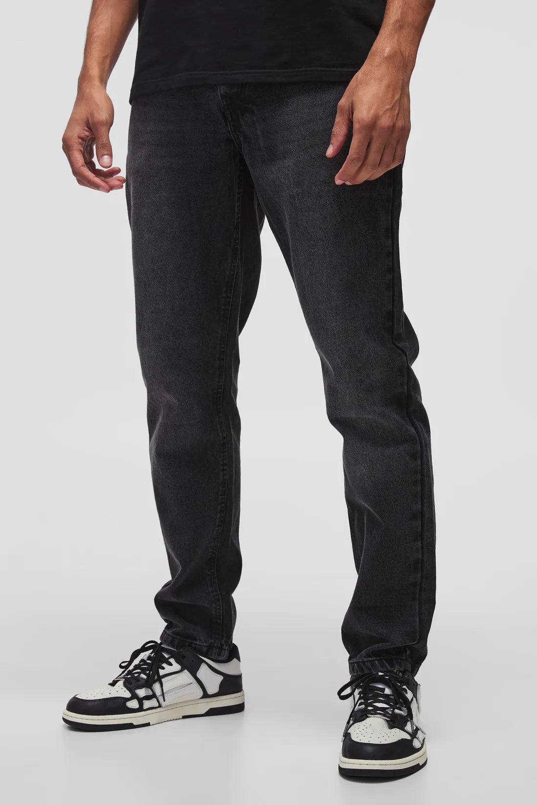 Tapered Rigid Jean in Charcoal
