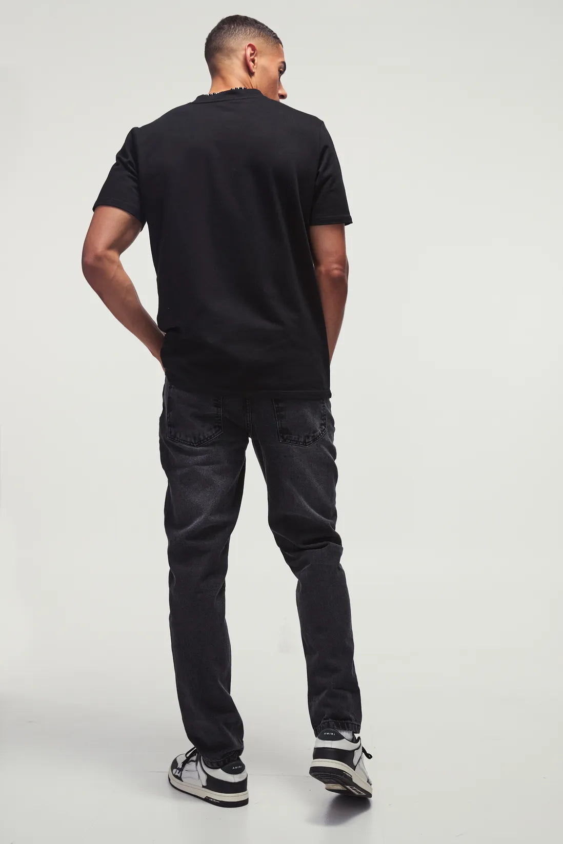 Tapered Rigid Jean in Charcoal