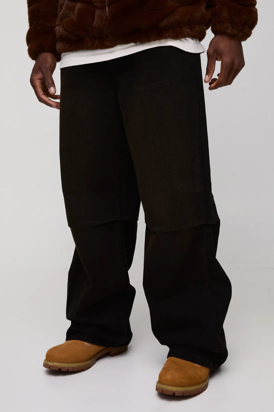 Wide Leg Rigid Pleated Dart Washed Denim Jeans