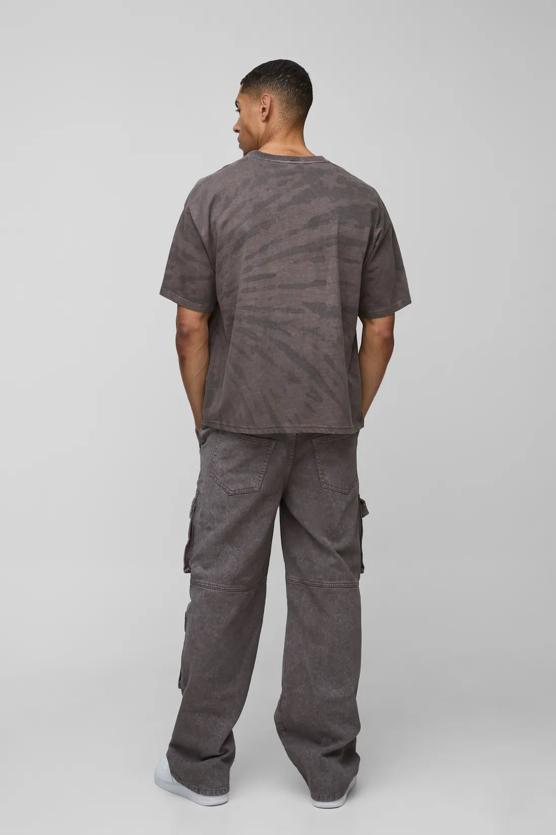 Relaxed Rigid Acid Washed Multi Pocket Cargo Denim Jeans