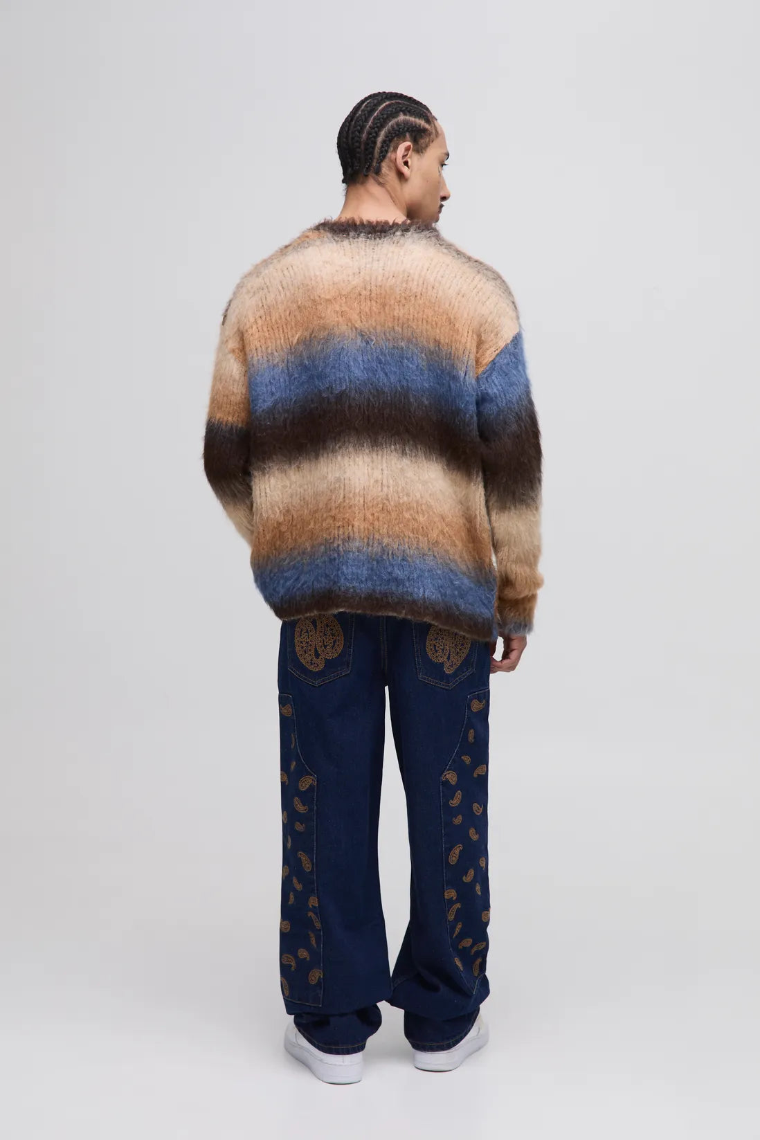 Relaxed Fit Paisley Embroidered Jeans
