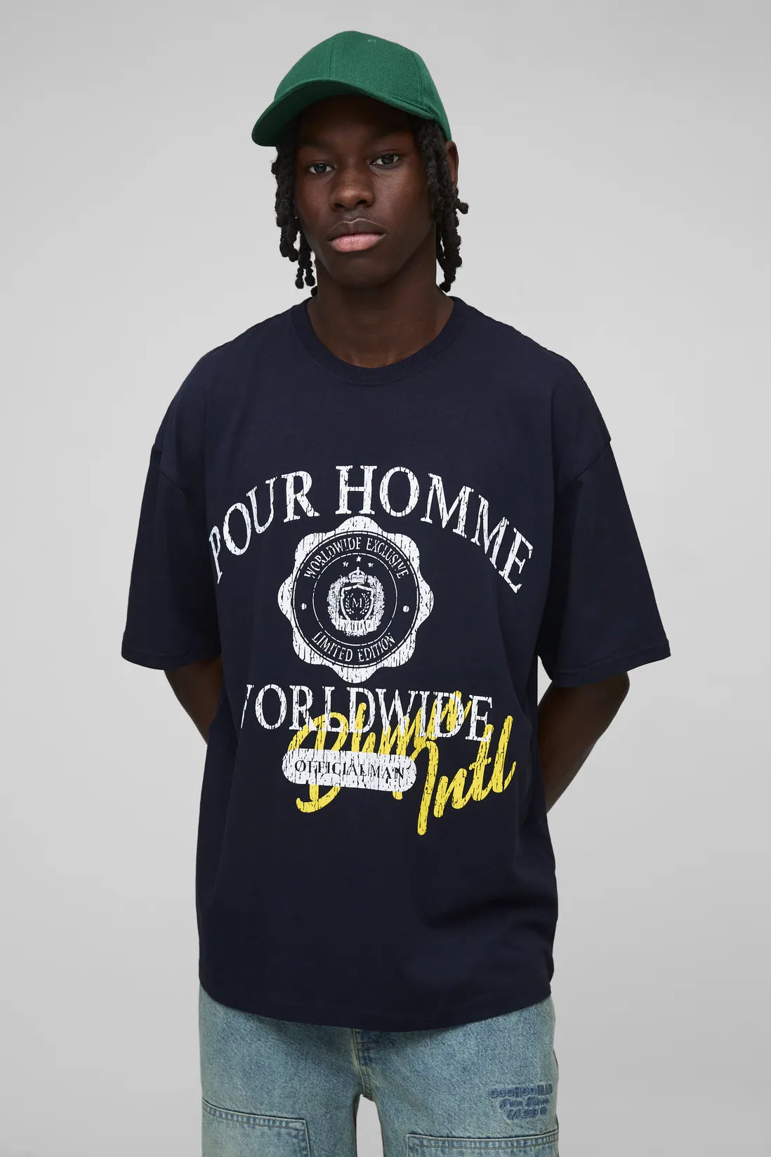 Oversized Homme Varsity Crest Printed T-Shirt