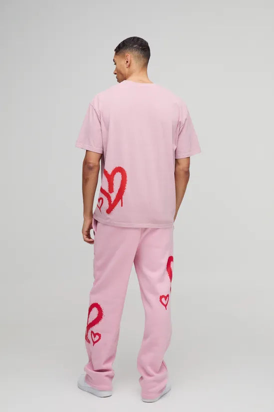 Oversized Washed Graffiti Heart Graphic T-Shirt