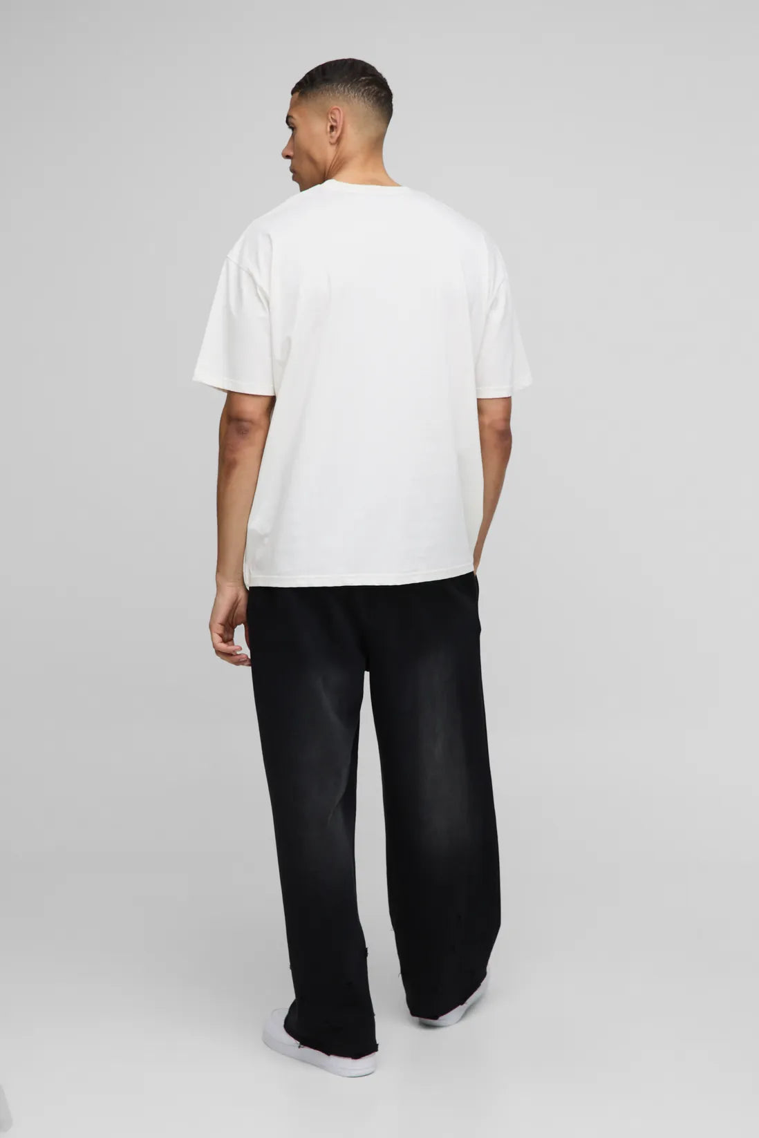 Oversized Worldwide Cross Printed T-Shirt
