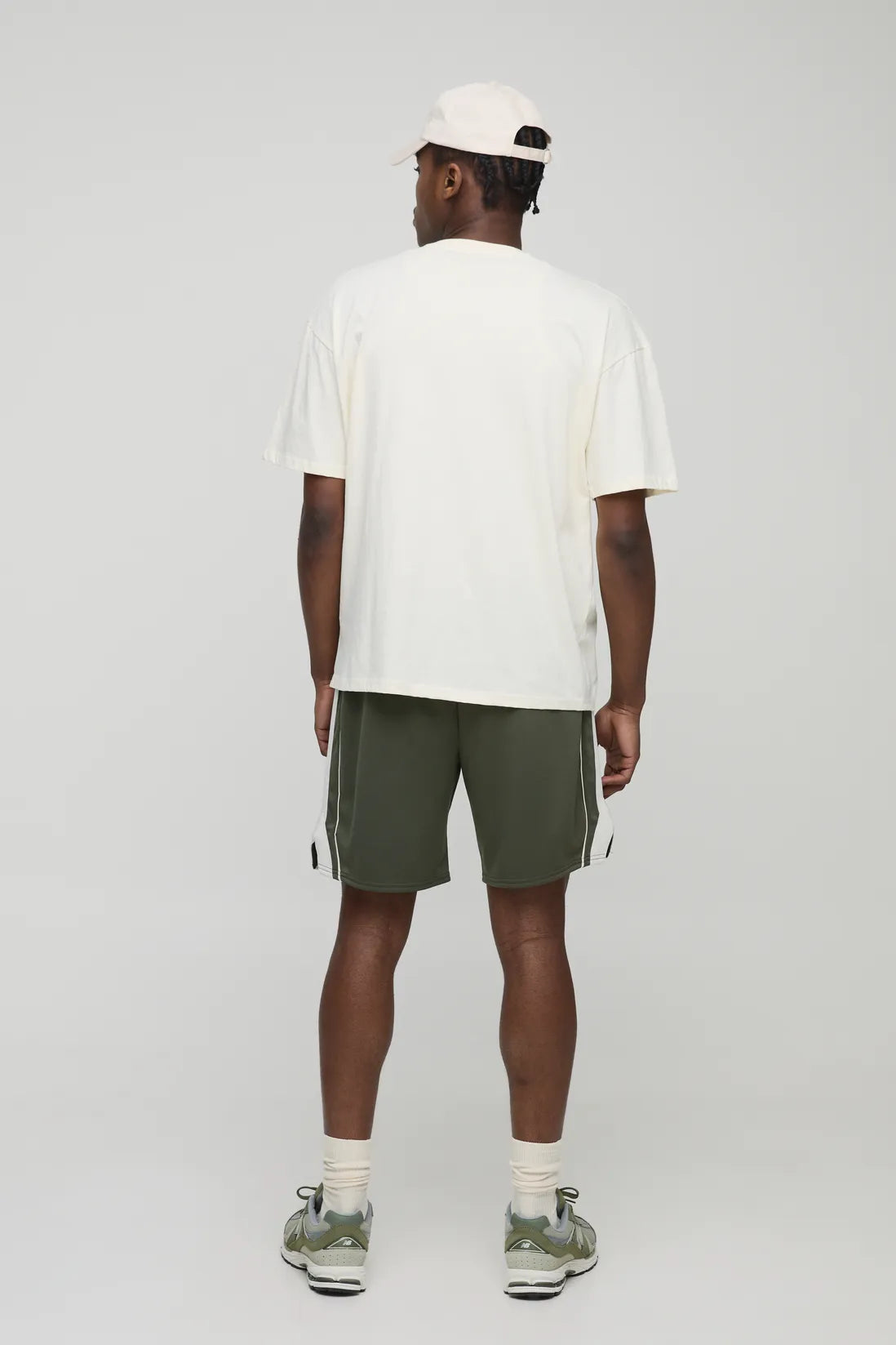 BM Relaxed Mid Length Sports Shorts