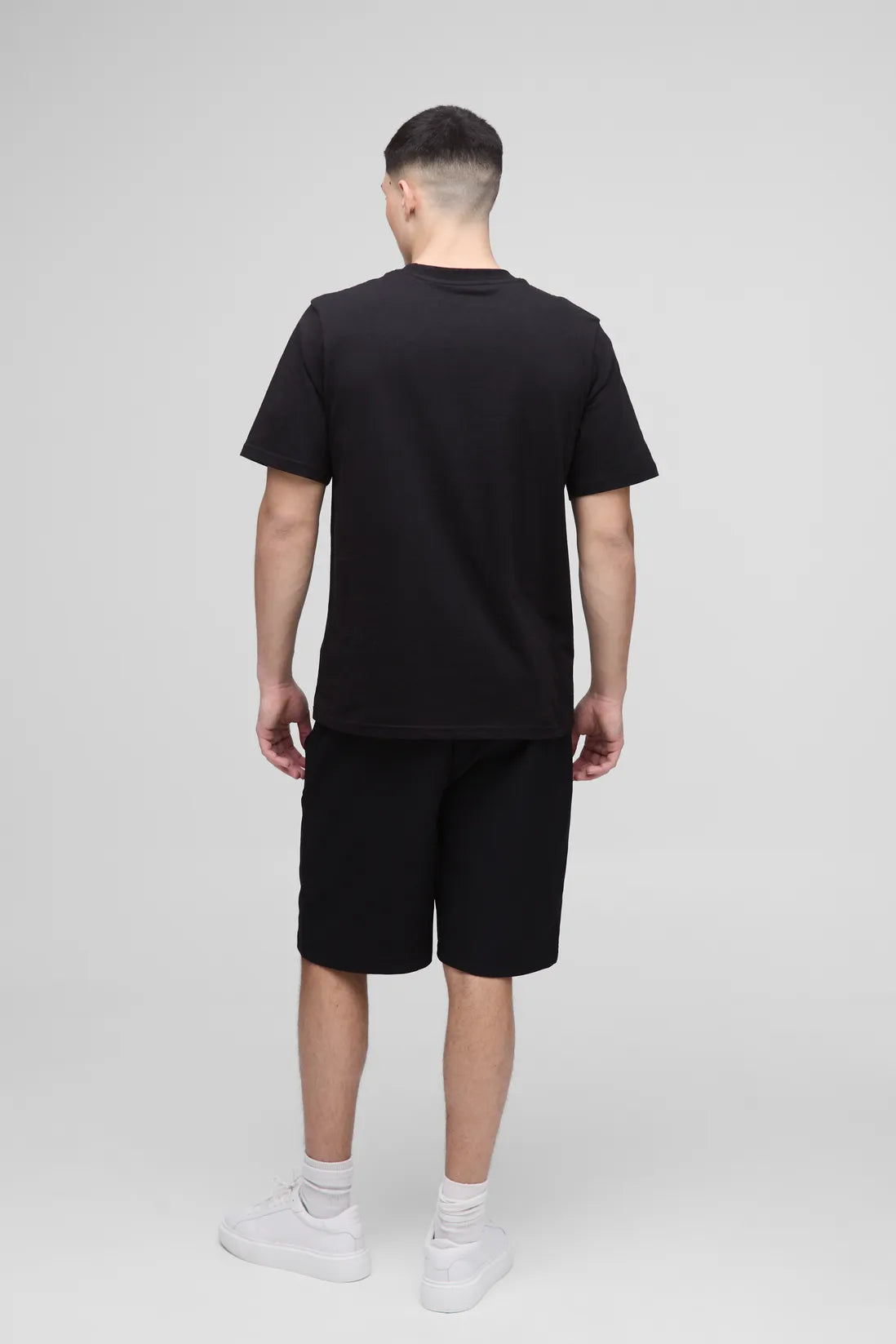 Elasticated Waist Relaxed Technical Stretch Shorts