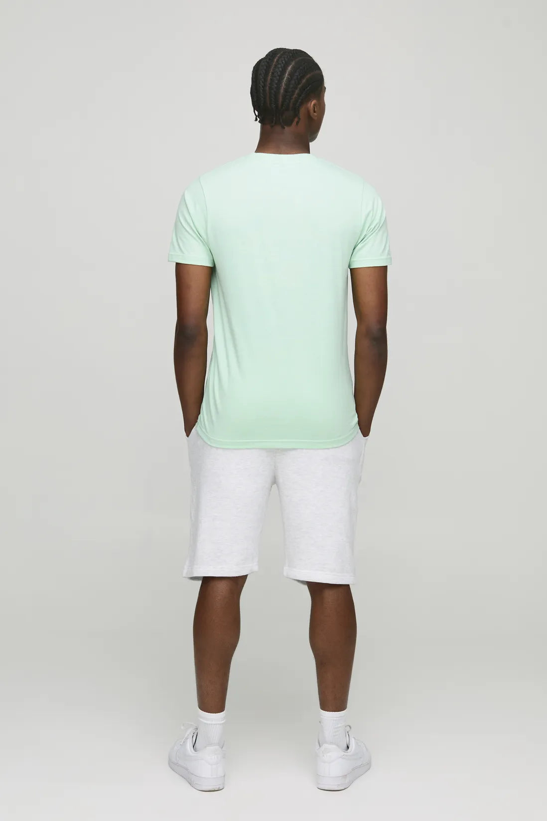 MAN. Slim Basic T-shirt