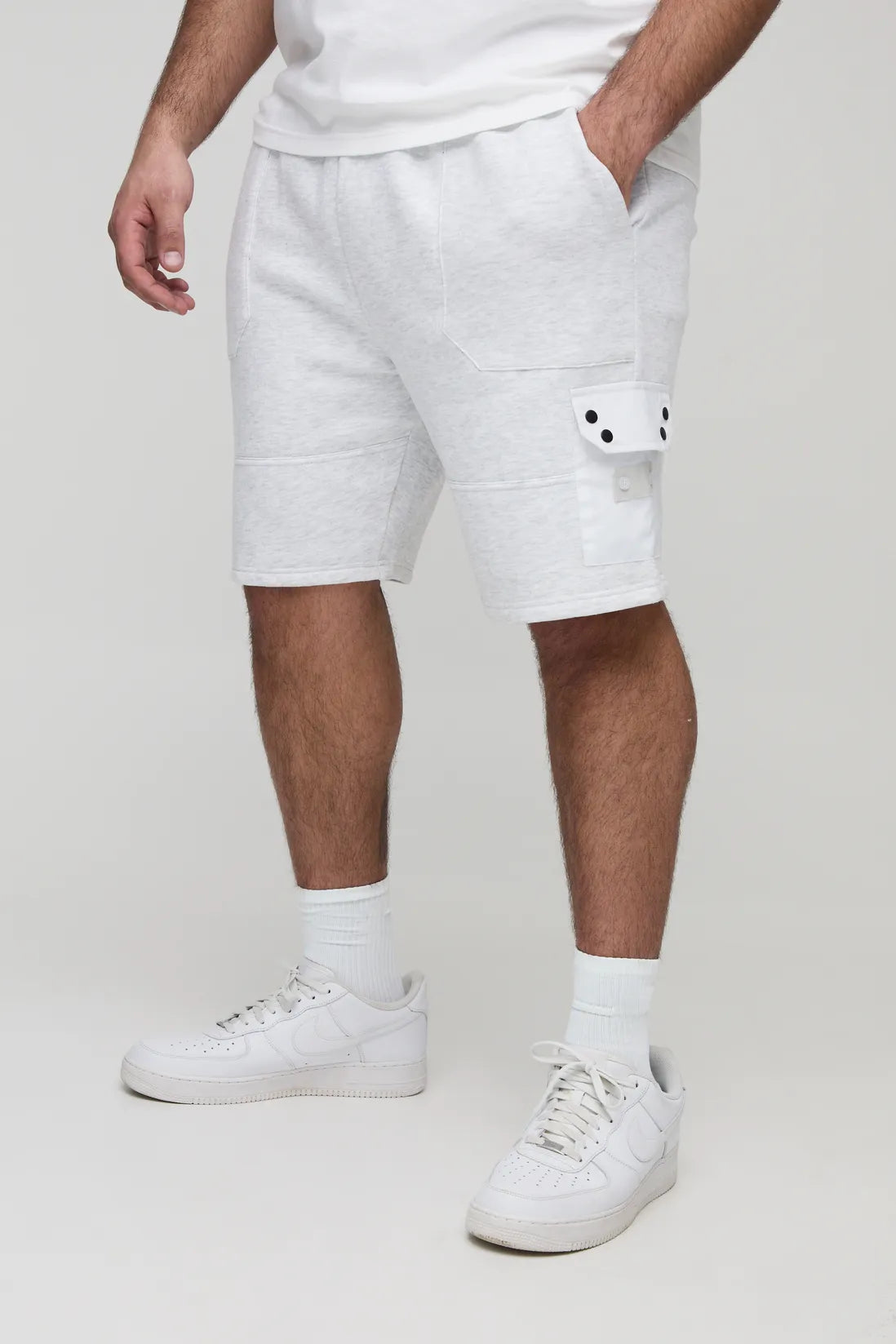 Plus Utility Pocket Loose Fit Jersey Shorts