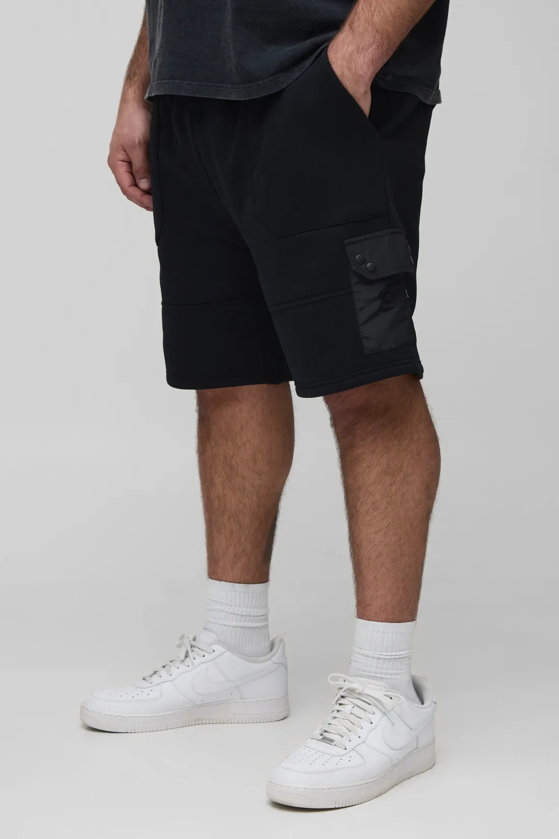 Plus Utility Pocket Loose Fit Jersey Shorts