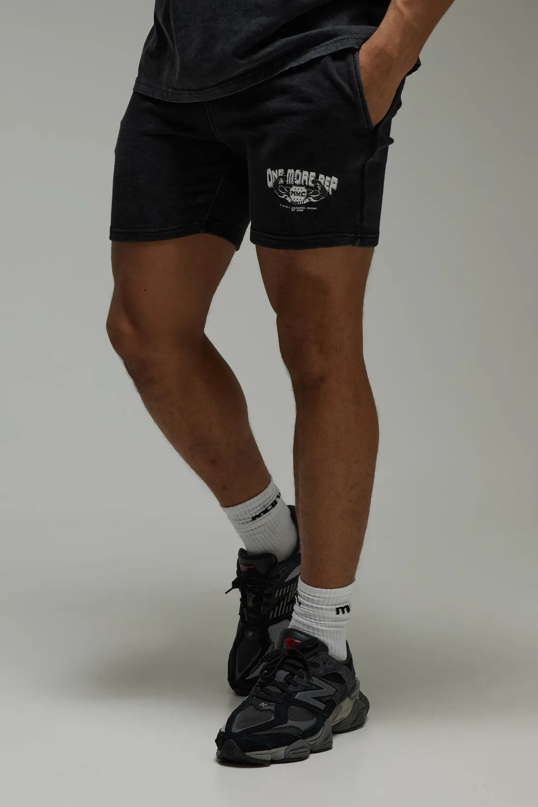 Man Active One More Rep NYC Washed 5inch Short