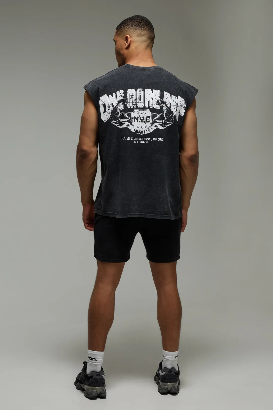 Man Active One More Rep NYC Washed 5inch Short