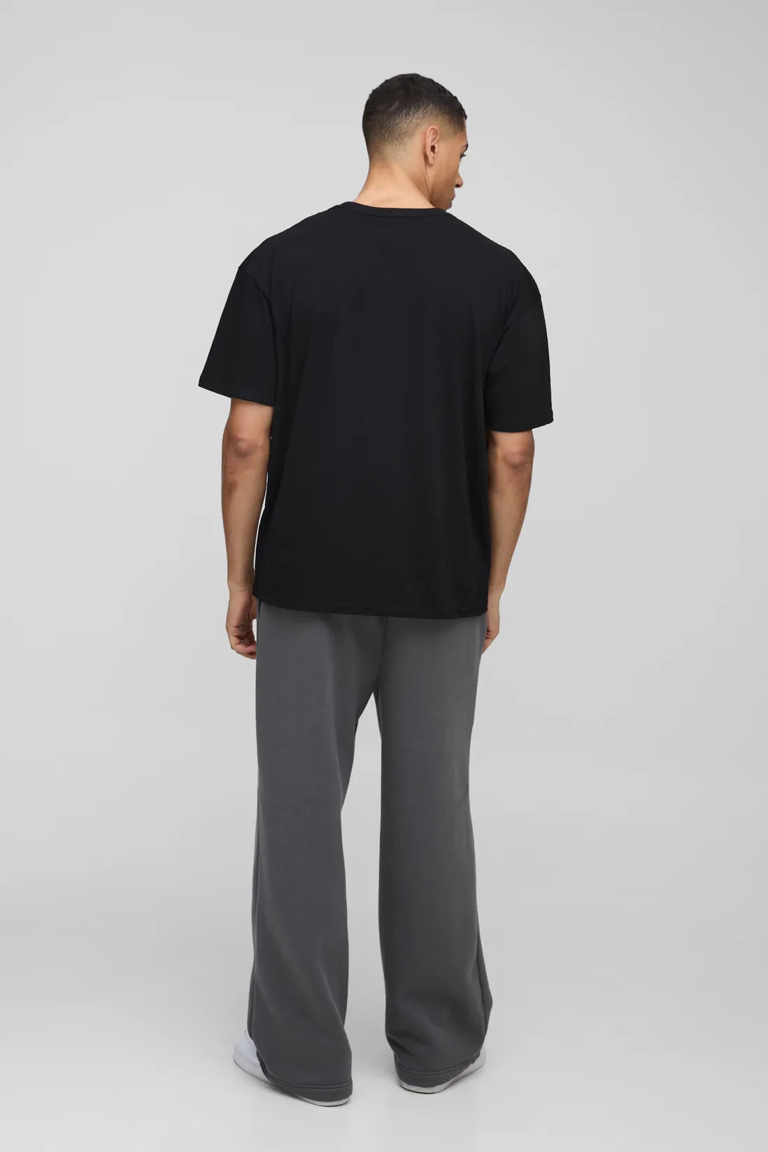 Oversized Heartless Floral Mask Printed T-Shirt