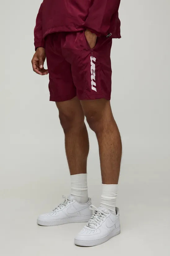 MAN Relaxed Nylon Short