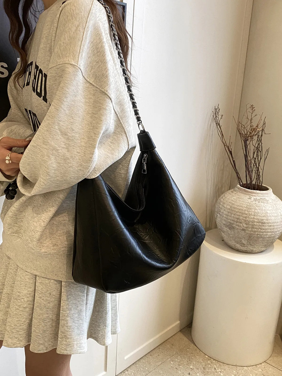 Simple Solid Color Large Capacity Chain Shoulder Bag