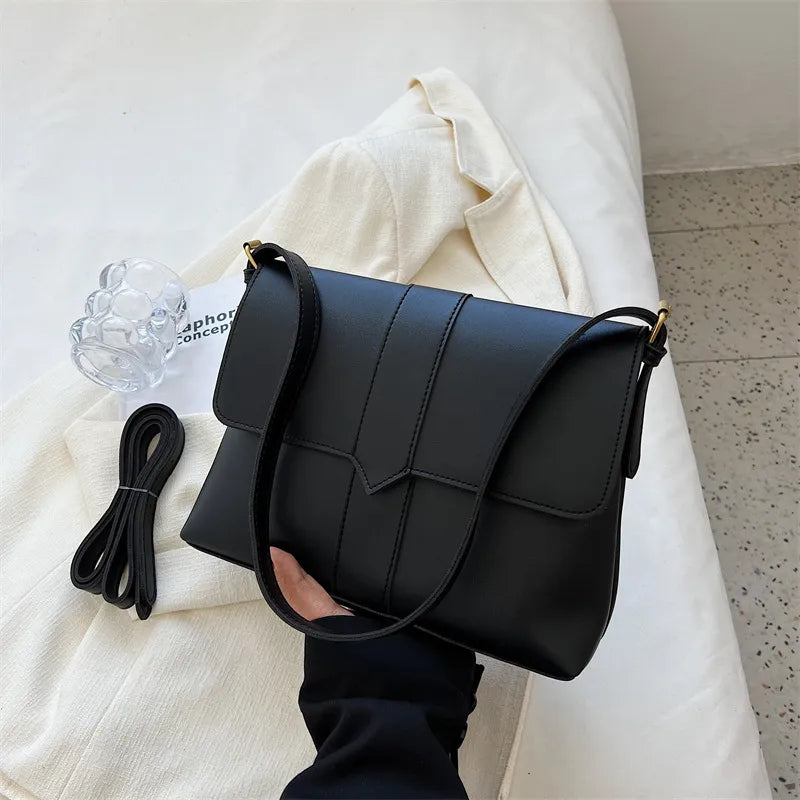 Women Retro Casual Simple Solid Color Shoulder Bag