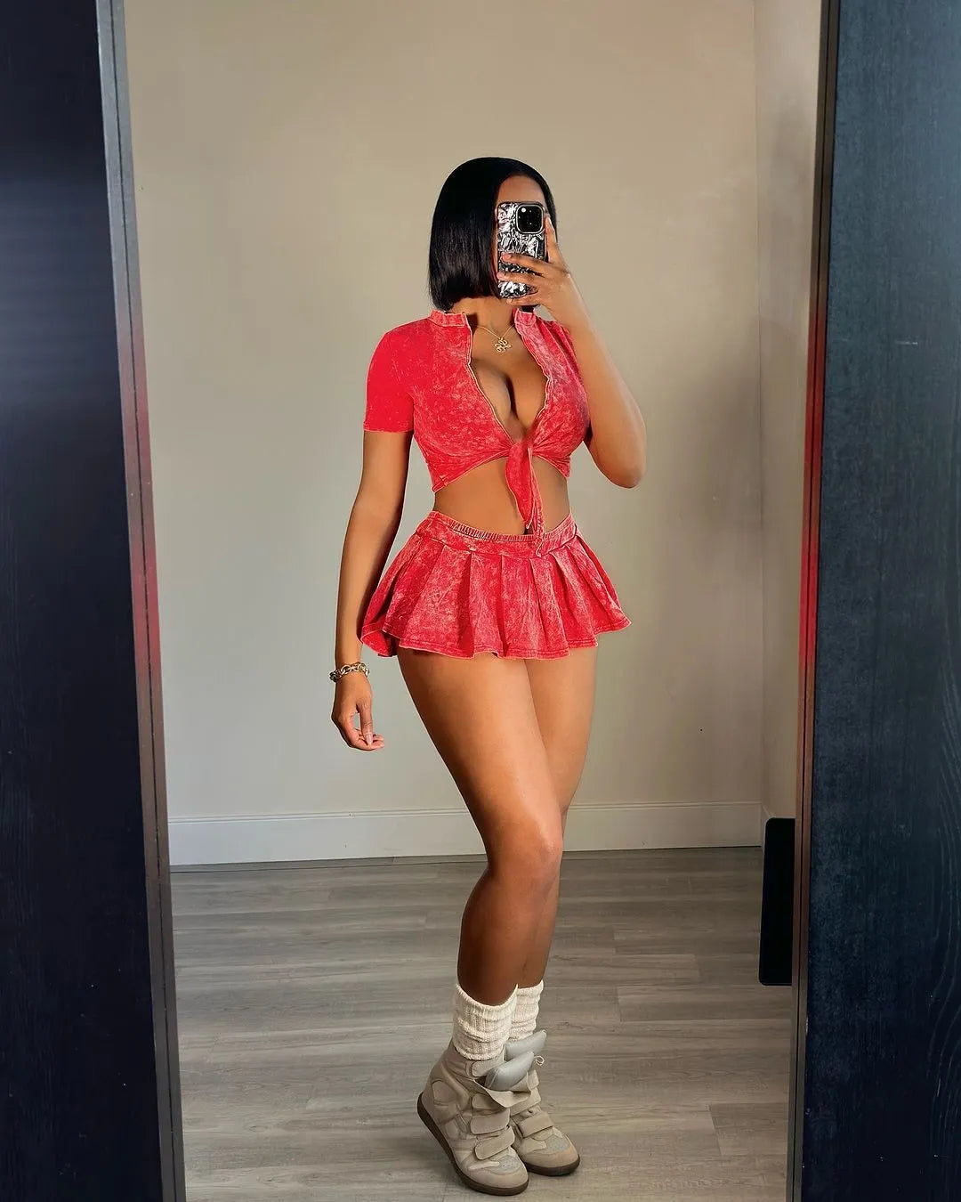 Women Distressed Features Printed Kink Crop Short-Sleeved Cardigan High Waist Pleated Skirt Sexy Set