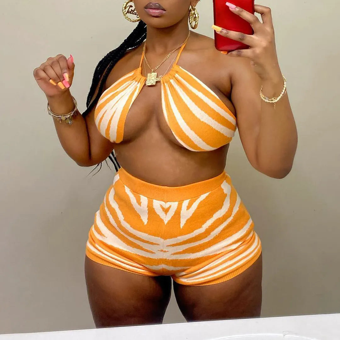 Women Fashion Sexy Digital Printed Halter-Neck Lace-Up Crop Top Tight Shorts Two-Piece Set