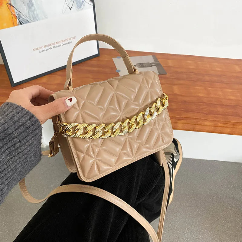 Women Basic Thick Chain Design Solid Color Plaid PU Shoulder Bag