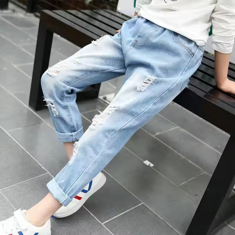 Autumn Girls' Cartoon Applique Denim Jeans
