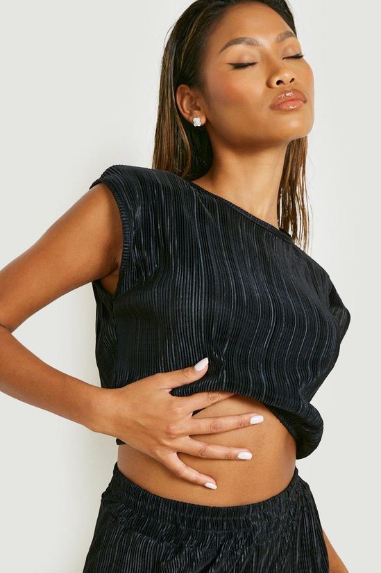 Plisse Shoulder Pad Crop Top