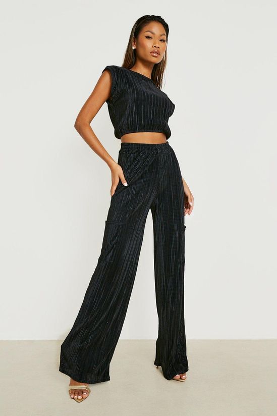 Plisse Shoulder Pad Crop Top