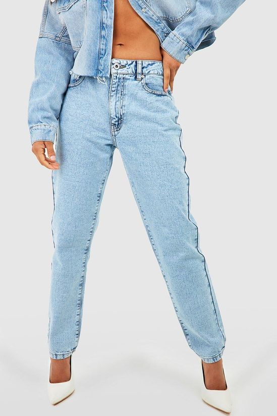 Petite 28 Inch Basics High Waisted 28 Inch Mom Jean