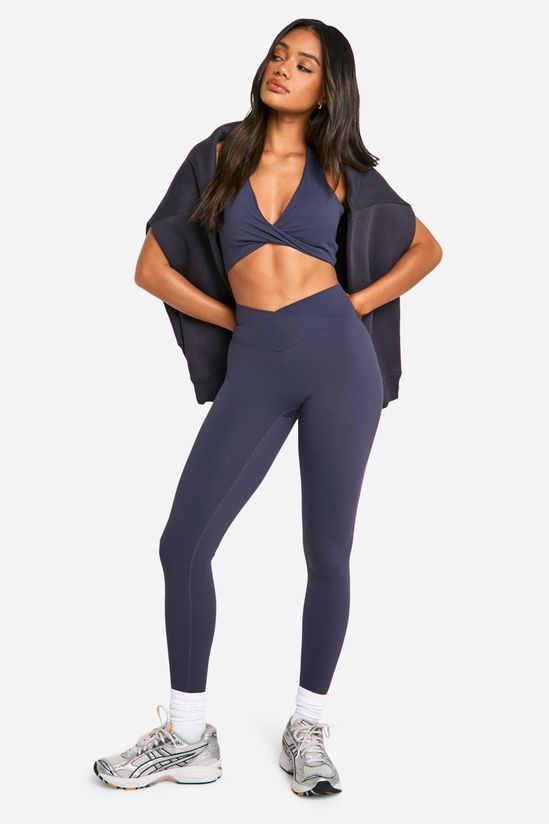 Supersoft Sculpt Twist Front Light Support Sports Bra