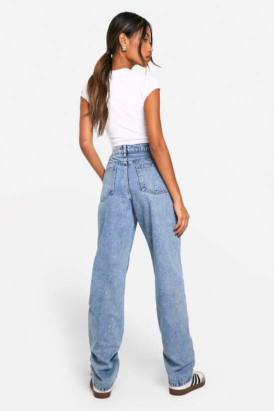 Straight Leg Jeans in Light Blue