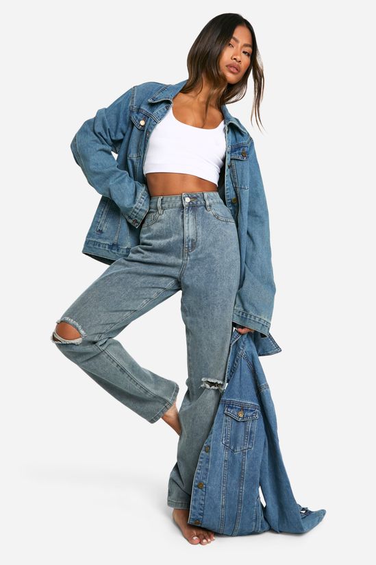 High Waisted Ripped Knee Straight Leg Jeans in Washed Blue